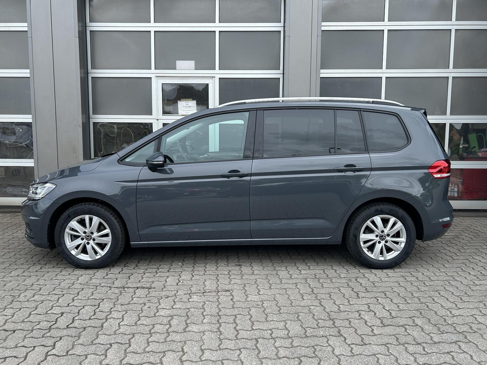 Volkswagen Touran Comfortline 7-Sitze AHK LED Navi PDC ACC
