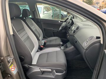 Volkswagen Golf - 12
