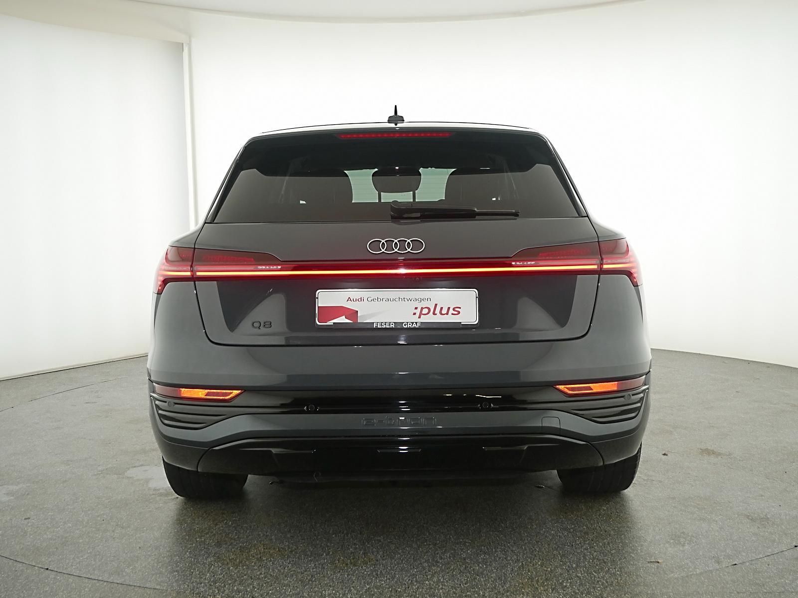 Audi Q8 e-tron - Bild 12