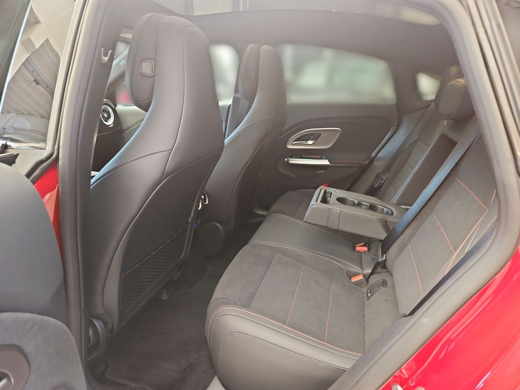 Fahrzeugabbildung Mercedes-Benz CLA 250+ EQ +AMG-Line+MULTIBEAM+MB.DRIVE-STANDAR