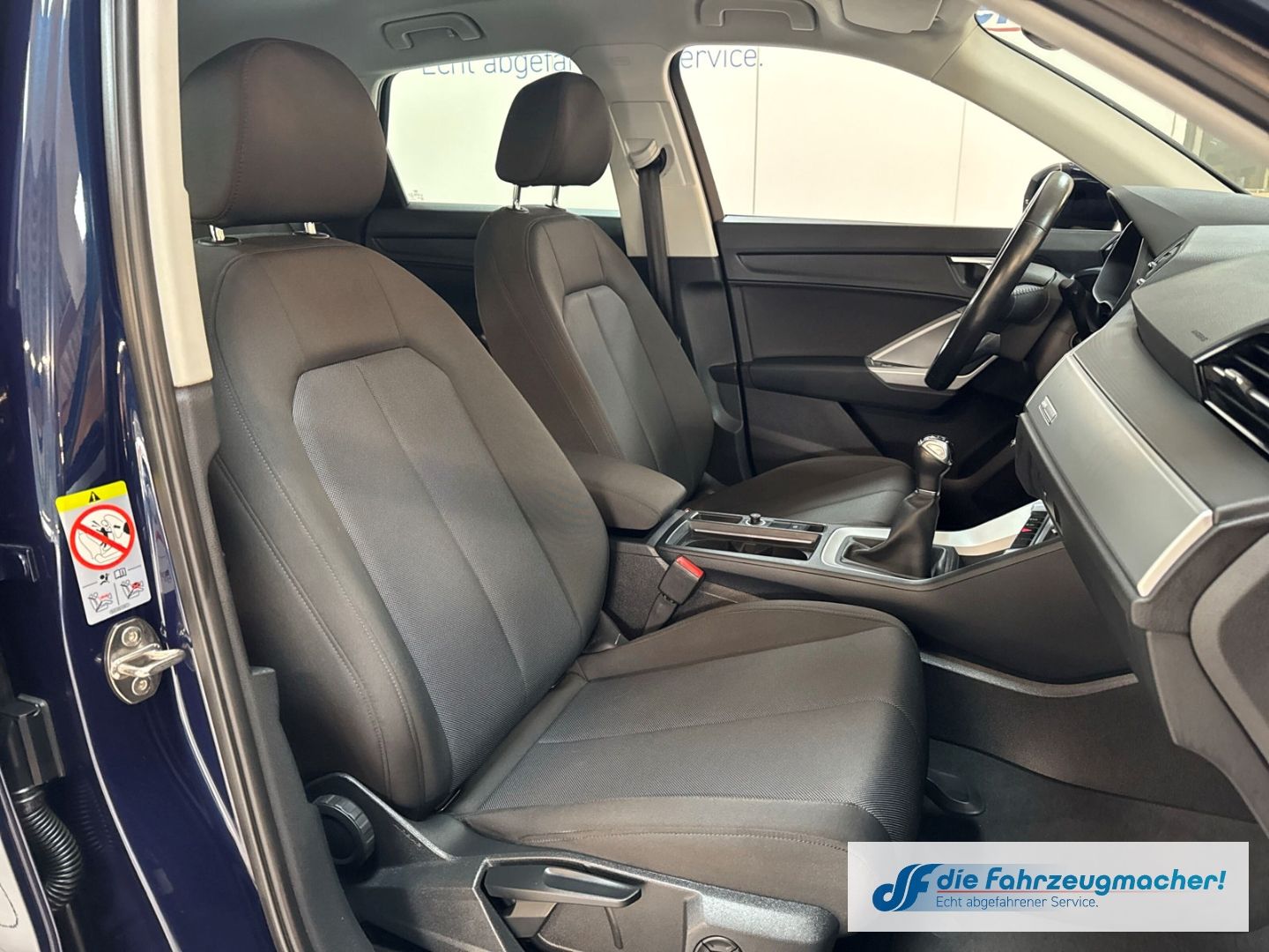 Fahrzeugabbildung Audi Q3 35 TFSI basis Digitales Cockpit Soundsystem L