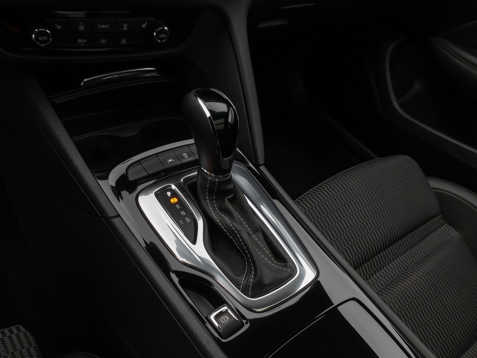 Fahrzeugabbildung Opel Insignia B Sports Tourer Innovation Pano Kamera