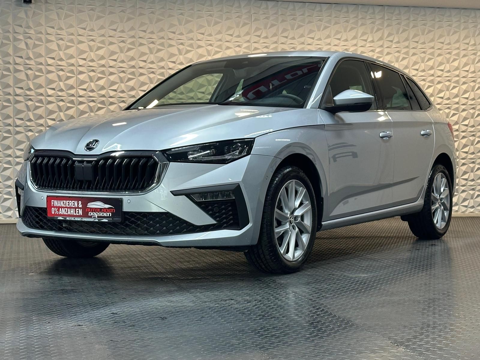 SKODA Scala 1.5TSI SELECTION MATRIX#CAM#AHK#NAV#SOFORT - Image 4