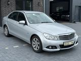 Mercedes-Benz C 180 CGI BlueEfficiency*Automatik*Facelift*PDC* - Mercedes-Benz C-Class: Facelift