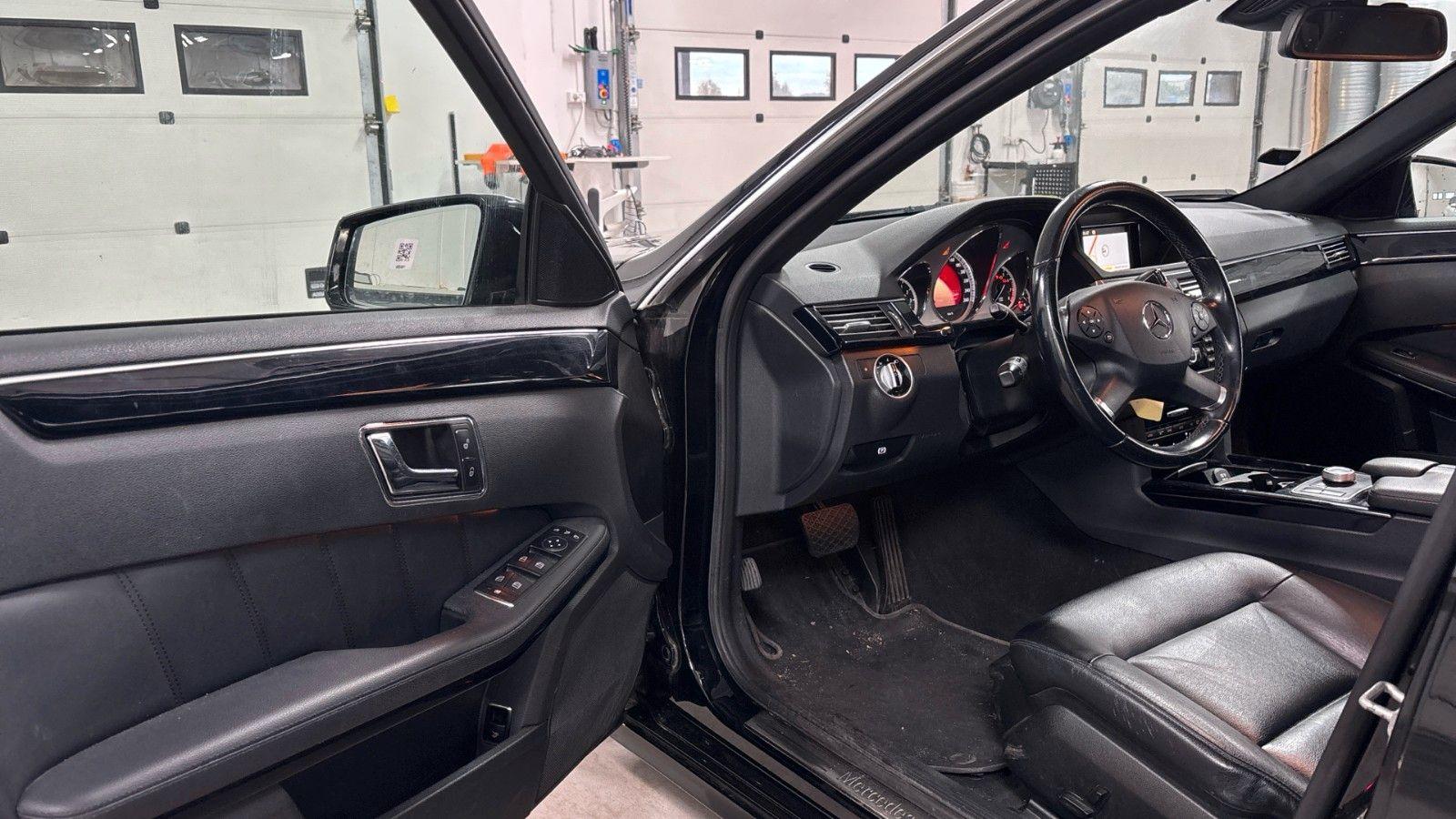 Mercedes-Benz E350 2010 — photo 8