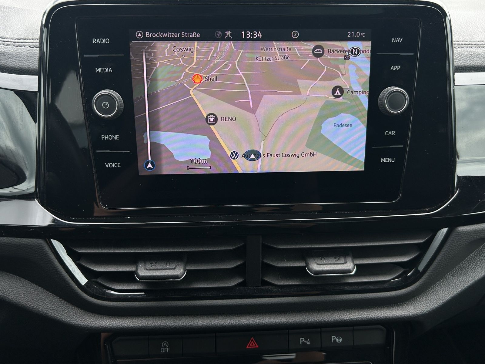 Fahrzeugabbildung Volkswagen T-Roc TDI Style DSG Matrix Navi ACC RFK Pano SHZ