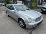 Mercedes-Benz C 200 KOMPRESSOR ELEGANCE Automatik - Mercedes-Benz C-Class aus 2001