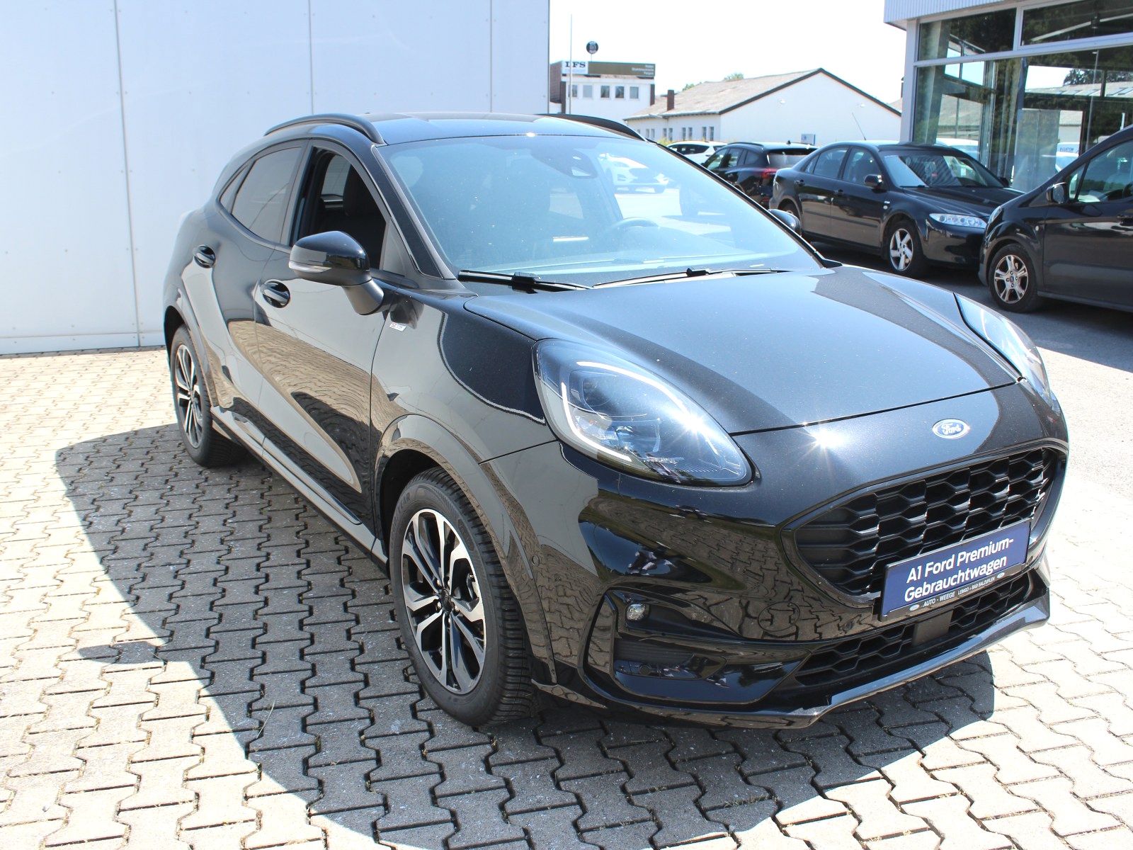 Fahrzeugabbildung Ford Puma ST-Line X 1,0 EcoBoost Mild Hybrid