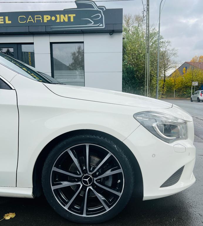 Mercedes-Benz CLA 180 Shooting Brake