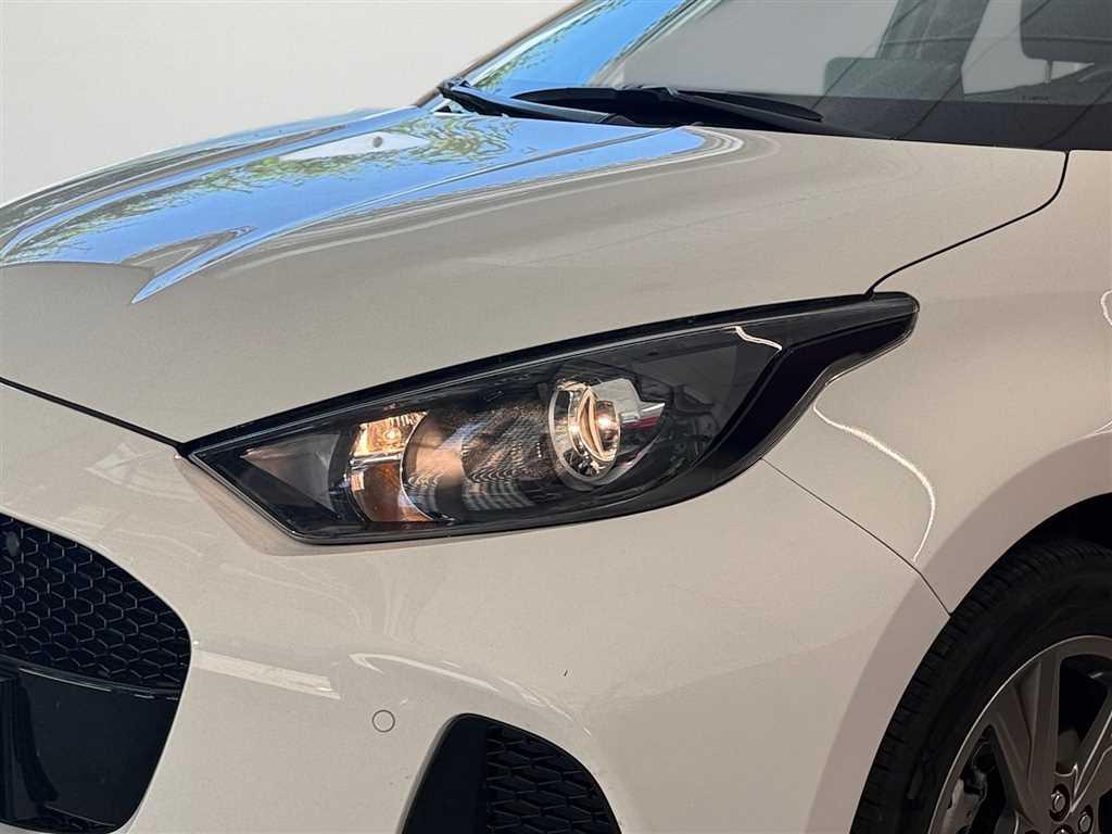 Mazda 2 Hybrid 1.5L Hybrid mit Rückfahrkamera Sitzheiz