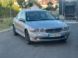 Jaguar X-Type 2.5 Liter V6 Ethanol - Jaguar X-Type: 2.5