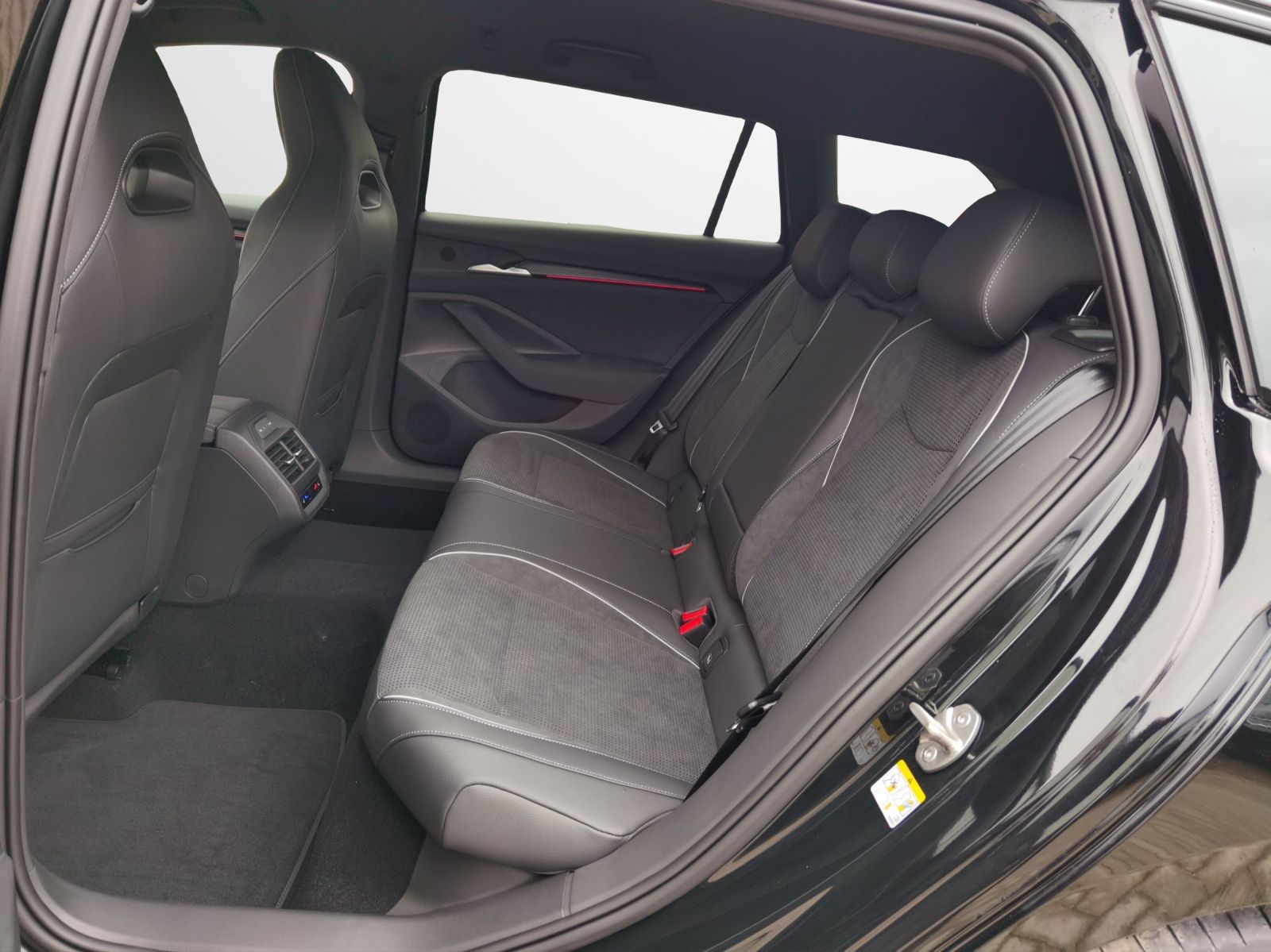 Skoda Superb - Bild 12