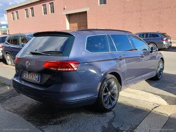 Volkswagen Passat Variant - 6