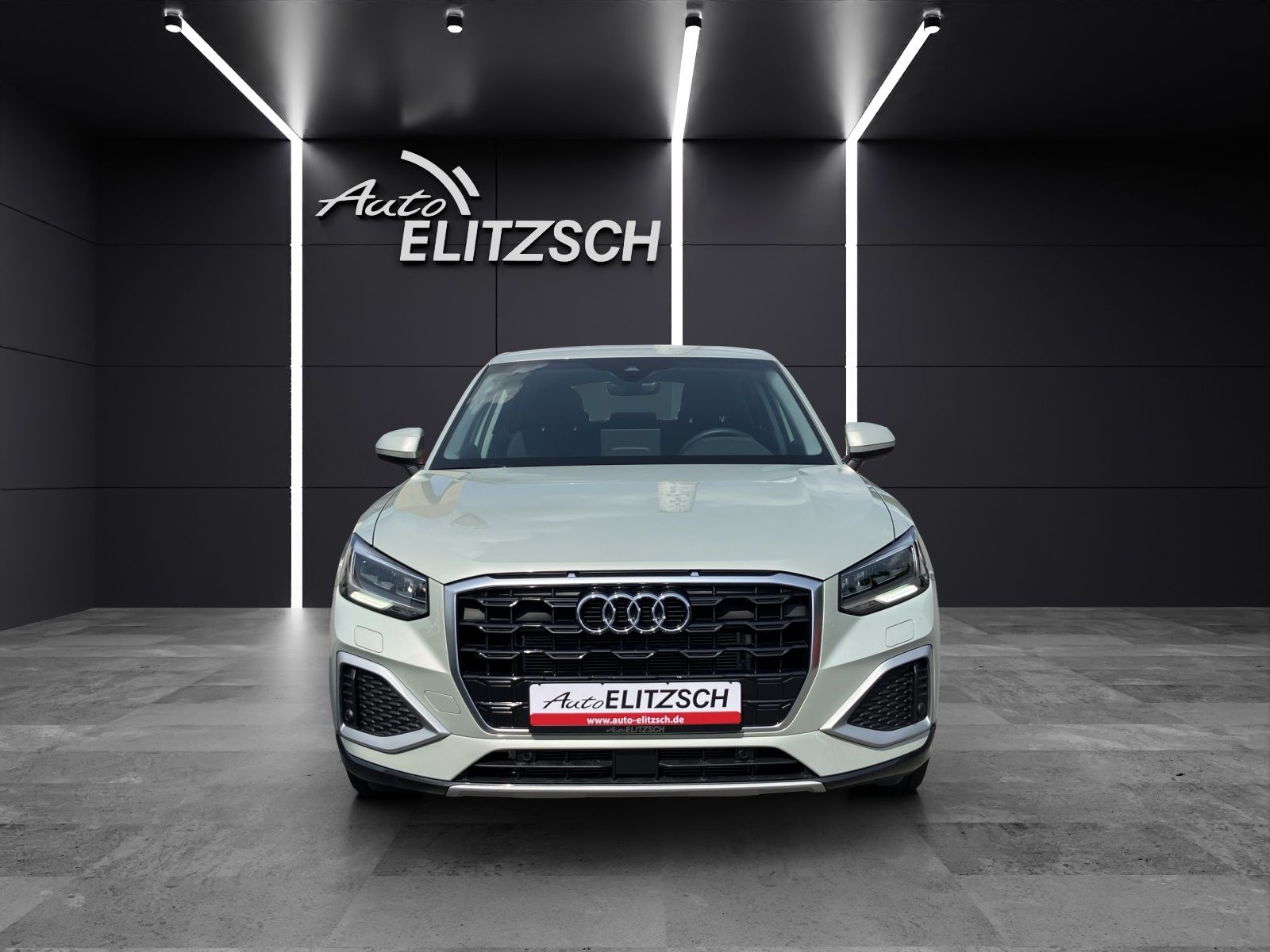 Fahrzeugabbildung Audi Q2 35 TFSI advanced LED ACC AVC RFK SH