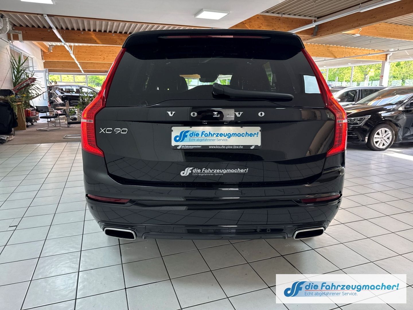 Fahrzeugabbildung Volvo XC90 R Design AWD T6 E6 HUD StandHZG Navi Leder