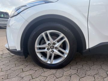 Toyota C-HR - 11