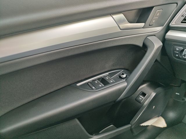 Q5 40 2.0 TDI quattro S-tronic SHZ NAVI AHK ACC