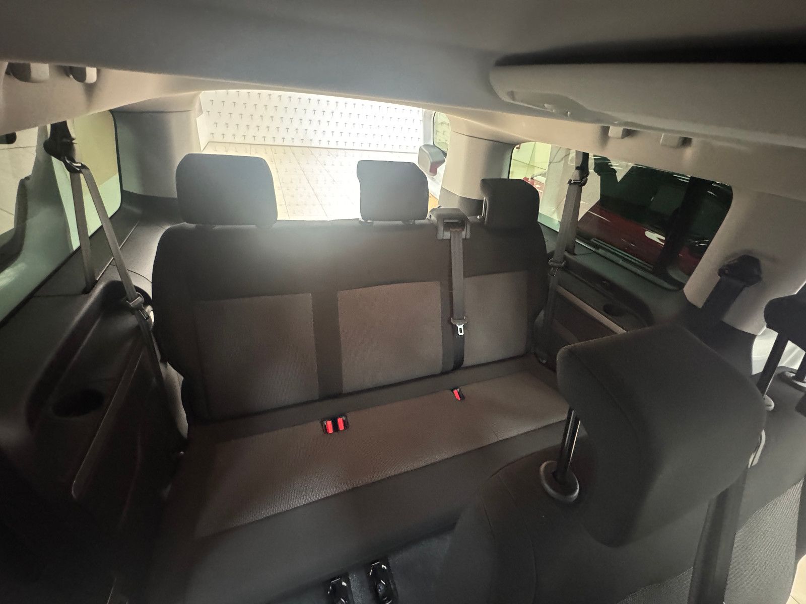 Peugeot Traveller - Bild 22