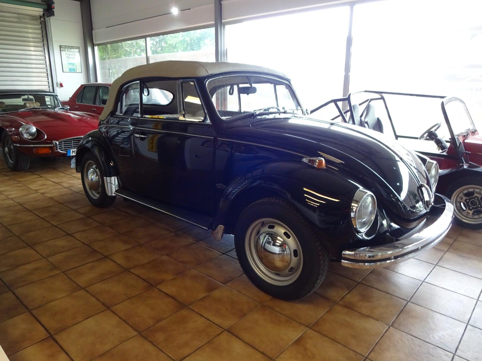 Volkswagen Käfer Cabrio 1302   Sehr schön !