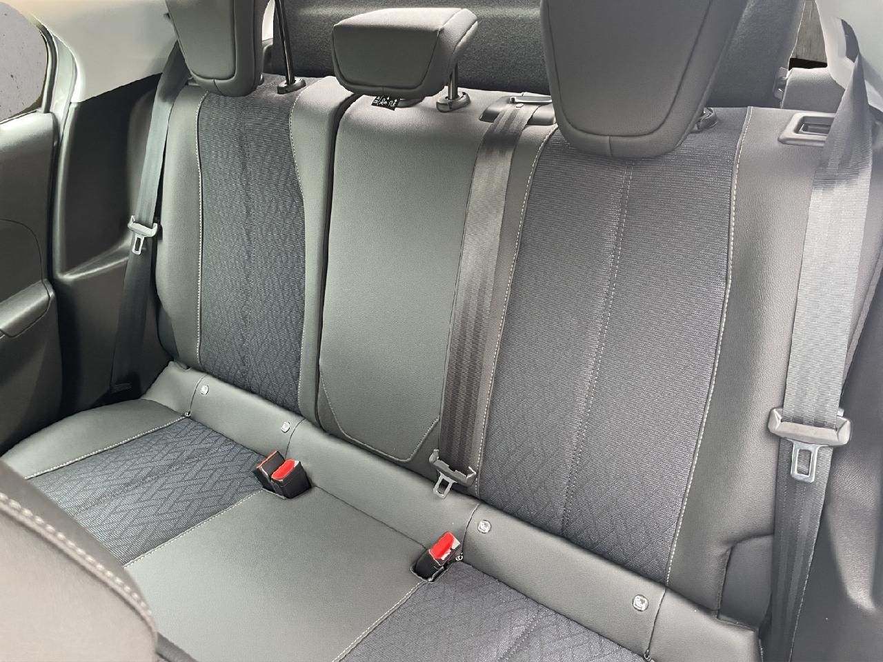 Fahrzeugabbildung Opel Corsa F Elegance