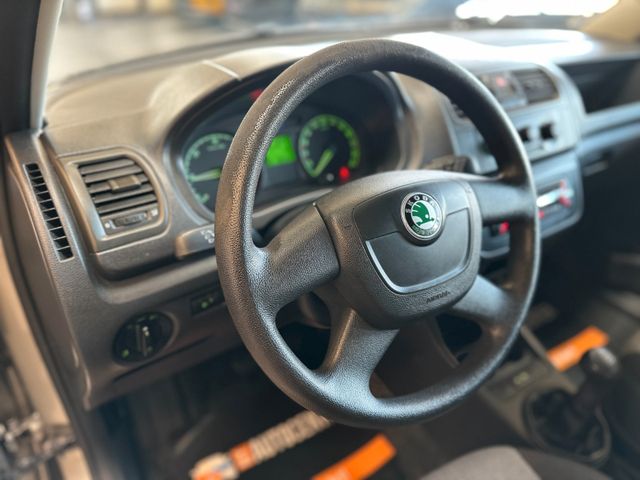 MYAUTOCENTER – Gebraucht- und Jahreswagen mit Werkstattservice in Pfaffenhofen Skoda Fabia *Klima*TÜV NEU*