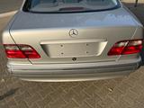 Mercedes-Benz E 280  . Super Zustand  - gebrauchte Mercedes-Benz E-Klasse aus dem Jahr 2000