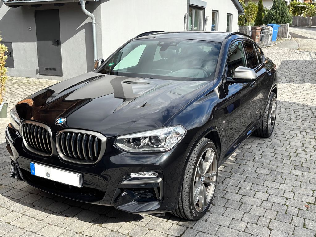 Image of BMW X4 M40