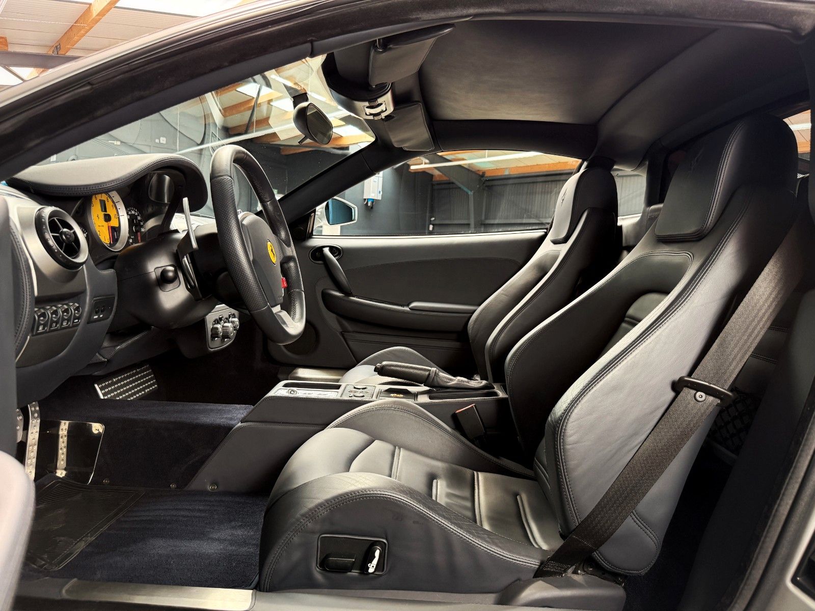 Fahrzeugabbildung Ferrari F430 F1 + Argento Nürburgring + Innen Blue Scuro