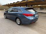 Hyundai i40 cw 1.6 GDI Comfort Comfort - Hyundai i40 mit Benzin-Antrieb: Kombi, 1.6