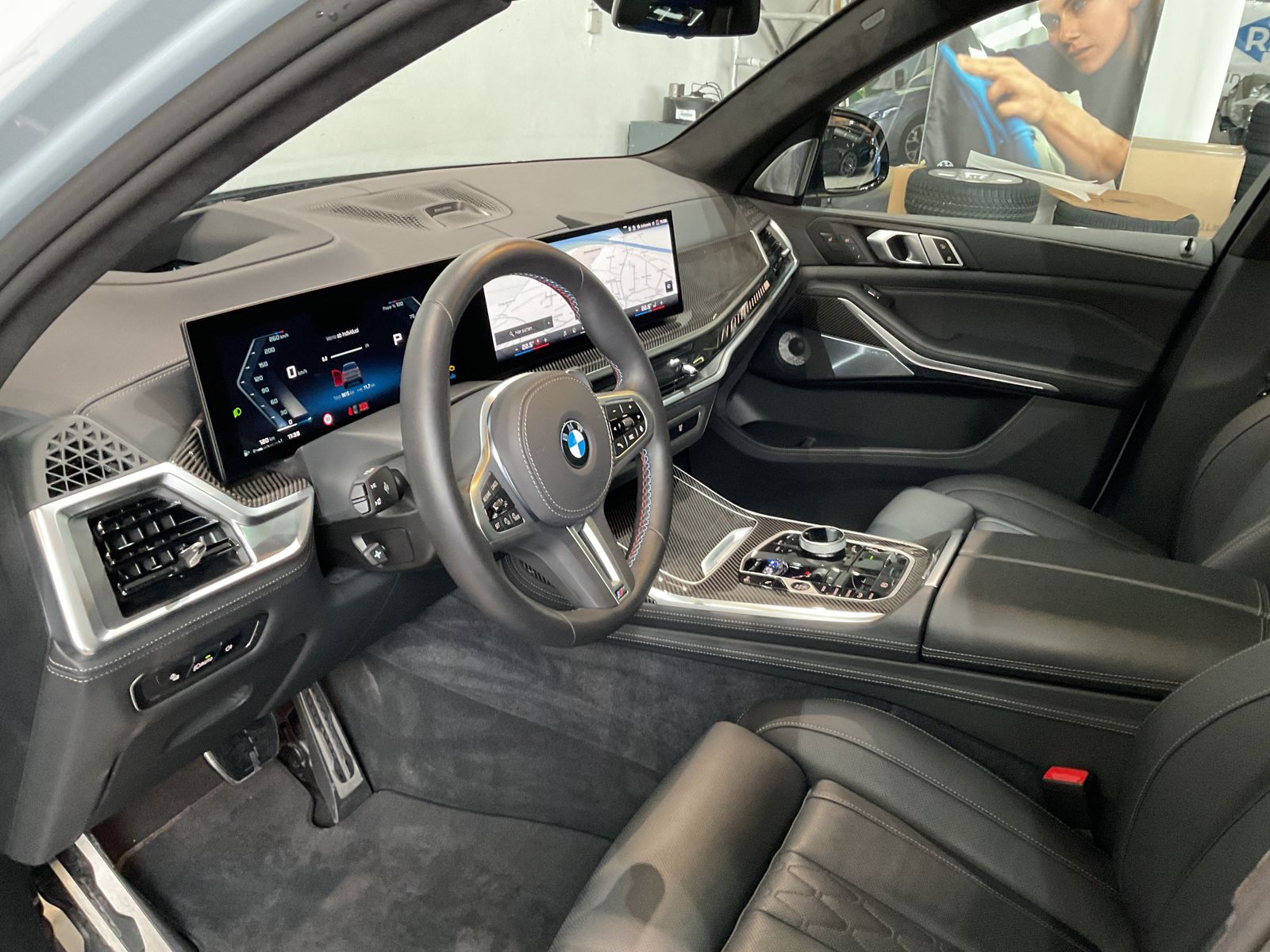 Fahrzeugabbildung BMW X7 M60i | Sitzbelüftung | Sky Lounge | Bowers &