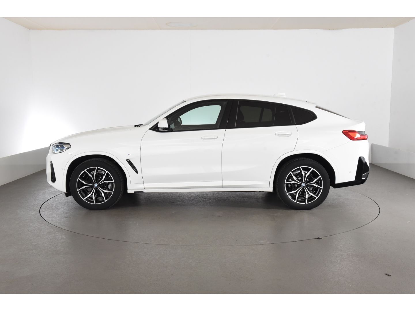 BMW X4 xDrive 20i M Sport Anhängerkupplung Alarmanla foto 3