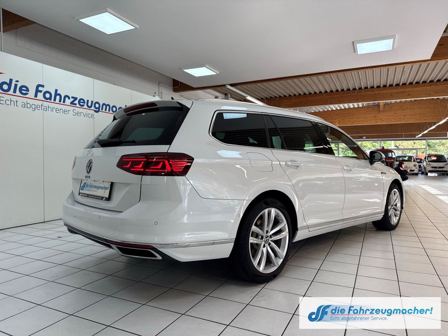 Fahrzeugabbildung Volkswagen Passat Variant GTE 1.4 TSI Plug-In Hybrid EU6d S