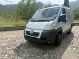 Peugeot Boxer 2.2Hdi 120Cv 6Marce-L1-H1 - silberne Peugeot Boxer