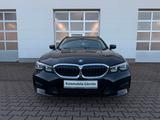 BMW 320 d A xDrive Touring/ACC/AHK/SPORTSITZE - BMW 320 in Dresden
