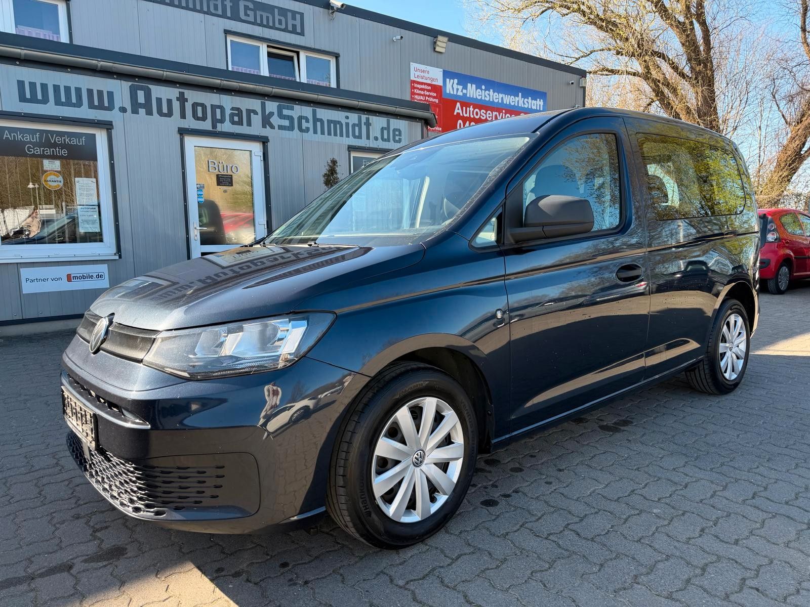 VW Caddy 5-SITZER°NAVI°SITZH°PDC°TEMPOM°AHK°19%MWST