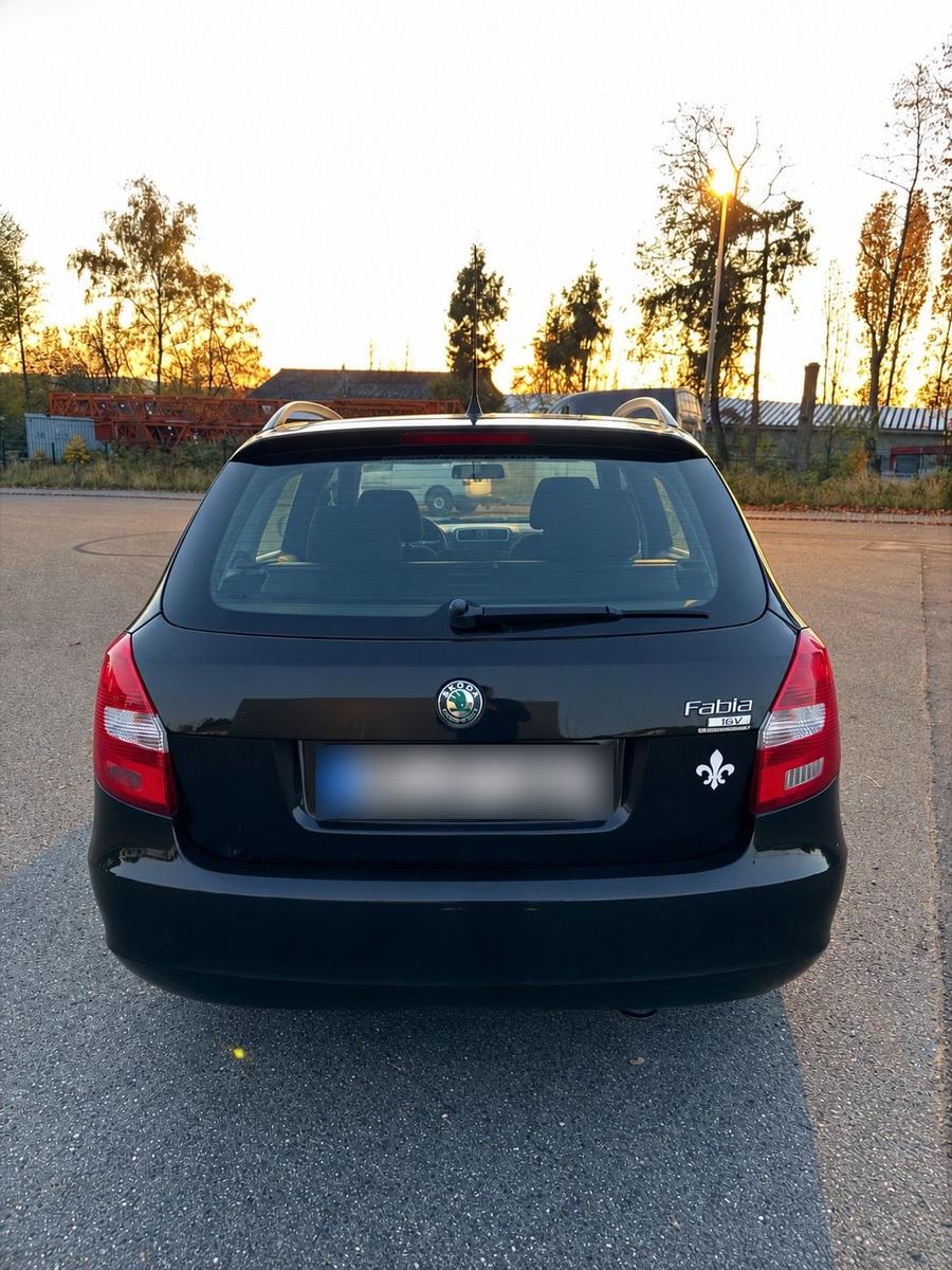 Skoda Fabia 2009 — photo 6