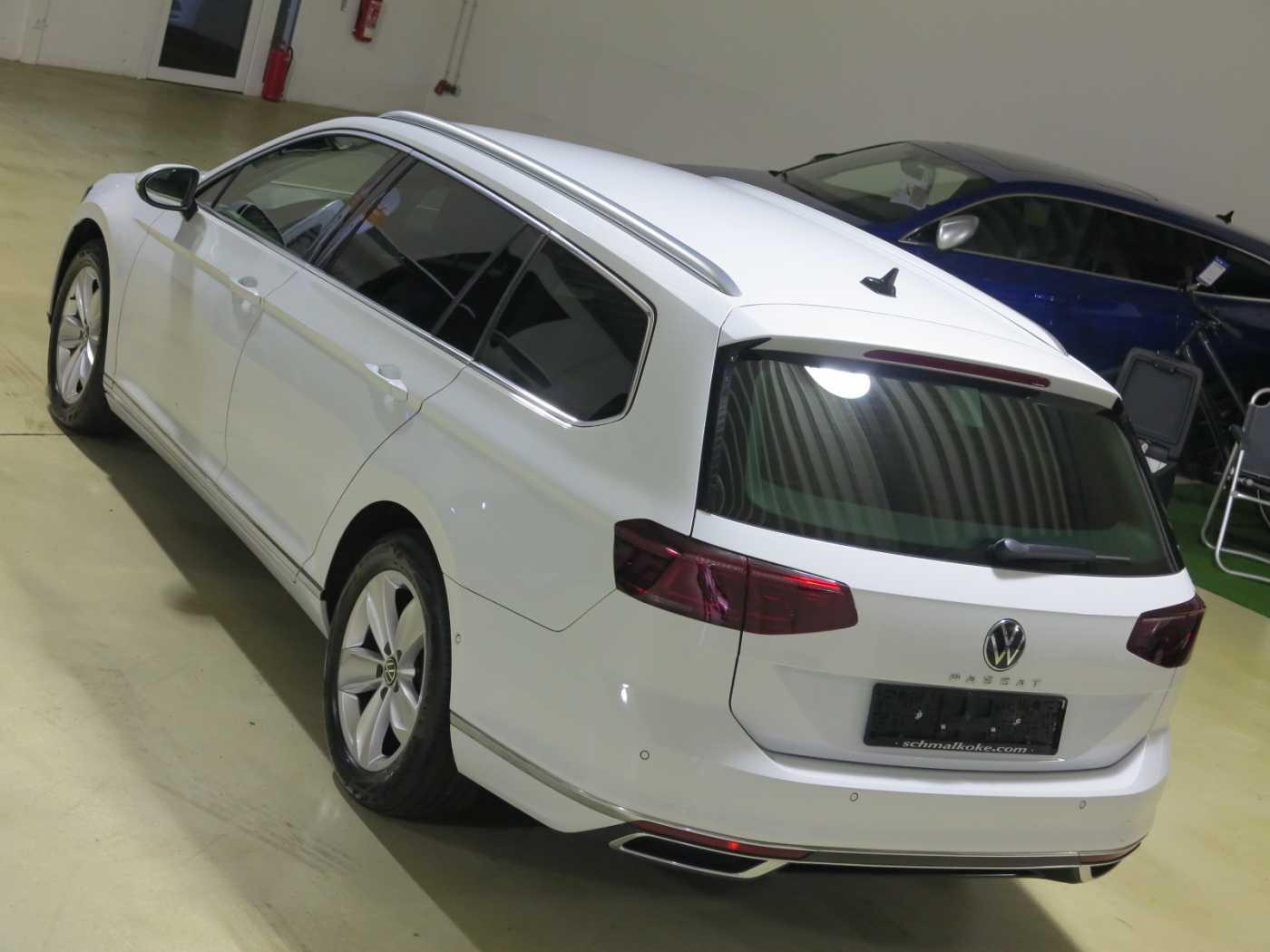 Volkswagen Passat Variant 2.0 TDI SCR DSG7 Elegance Navi