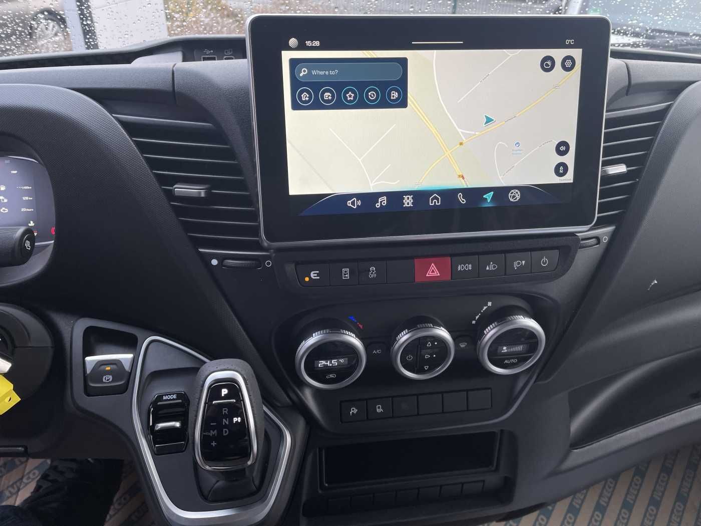 Fahrzeugabbildung Iveco Daily 35S18 A8 3.0L *AHK*Automatik*LED*Standh*