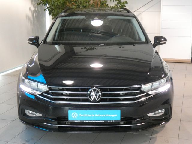 Passat Variant 1.5 TSI Business AHK ACC SHZ LED