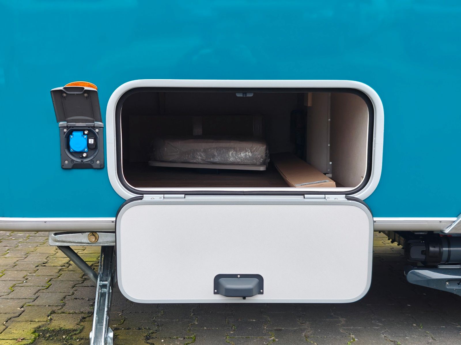 Fahrzeugabbildung HYMER / ERIBA / HYMERCAR Touring 542 Harbour Blue - SUMMER-SALE -