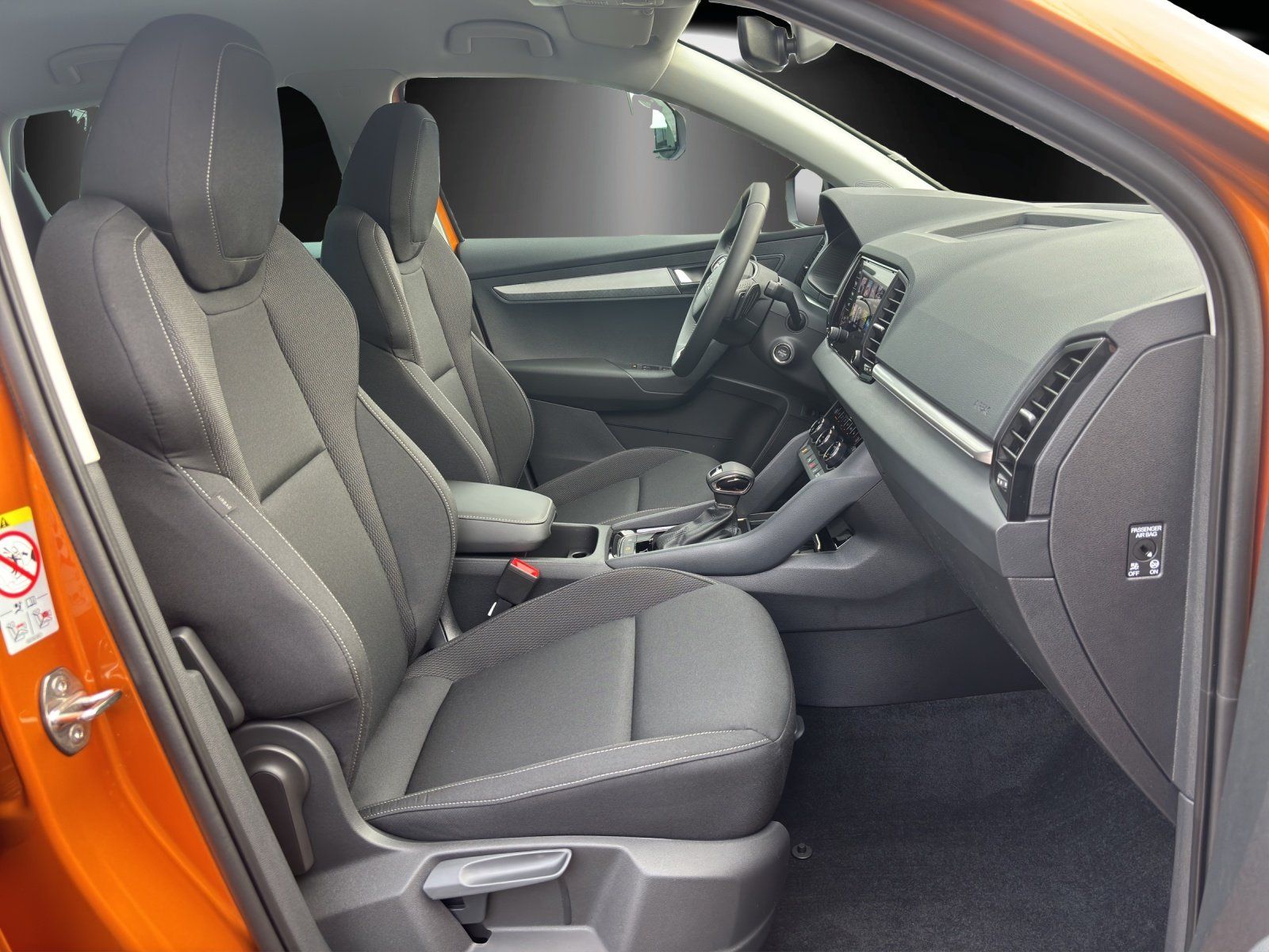 Fahrzeugabbildung SKODA Karoq Tour 1,5 TSI 110 kW DSG