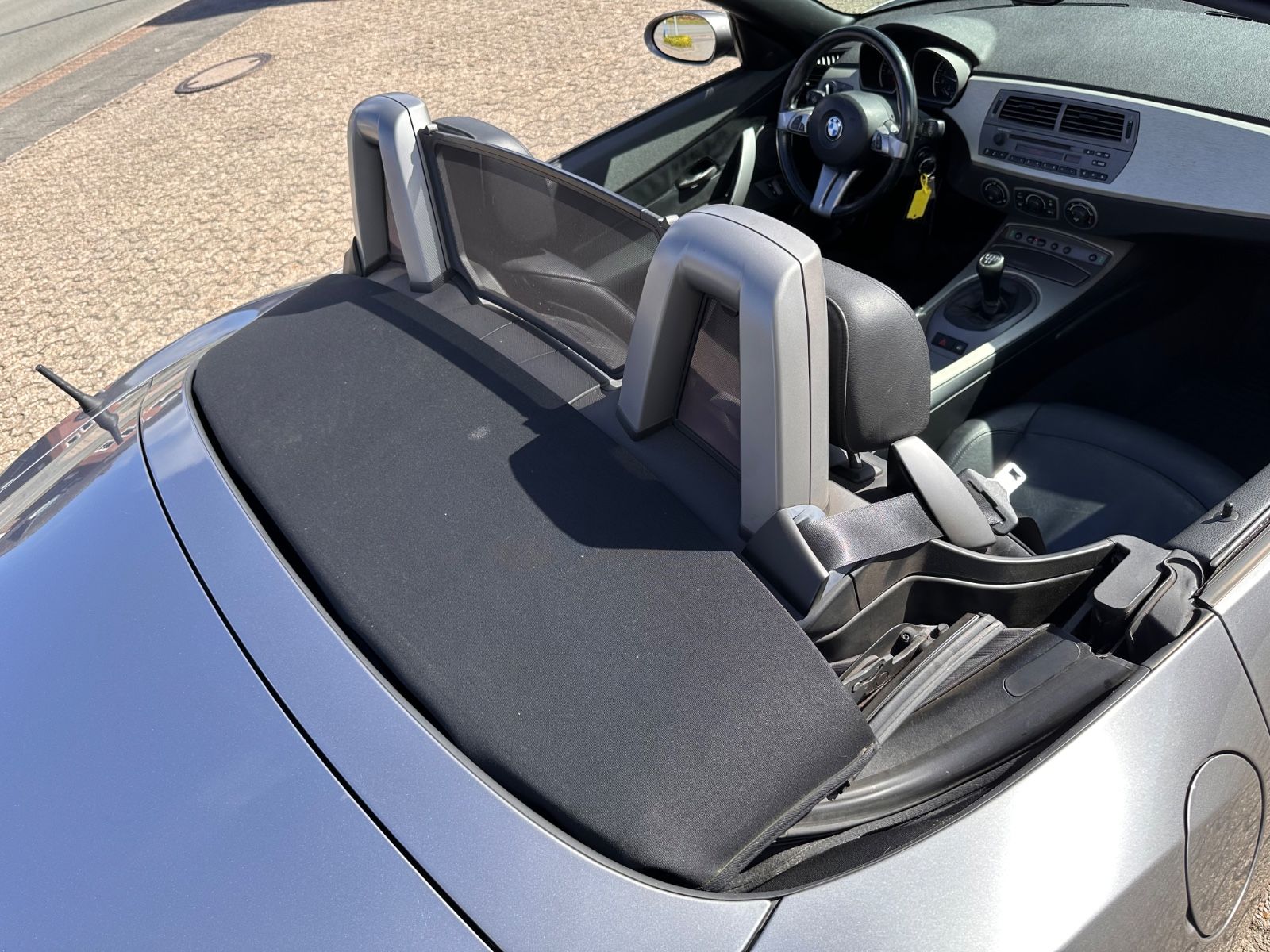Fahrzeugabbildung BMW Z4 Roadster 2.2i Xenon/Leder/GRA/HiFi/PDC/Klima