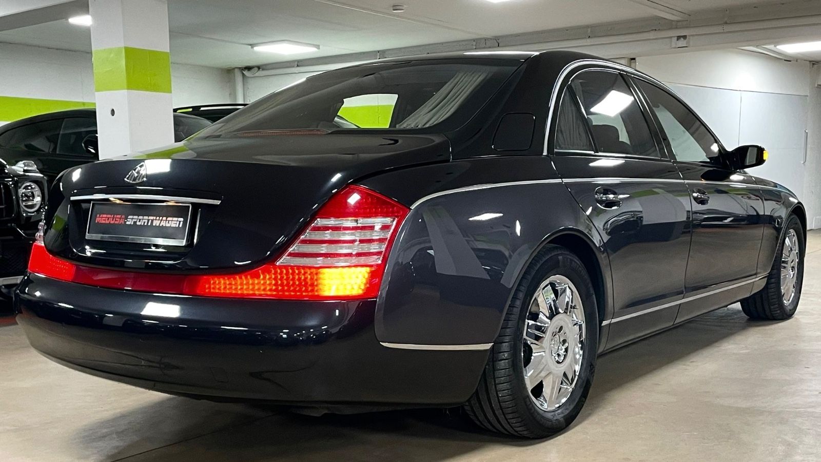 Fahrzeugabbildung Maybach MAYBACH 57 DUOTONE FIRSTCLASS FOND TV FULLOPTION