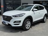 Hyundai Tucson Select 2WD *KAMERA/8-FACH* - scheckheftgepflegte Hyundai TUCSON