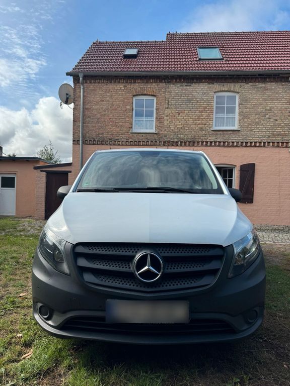 Image of Mercedes-Benz Vito
