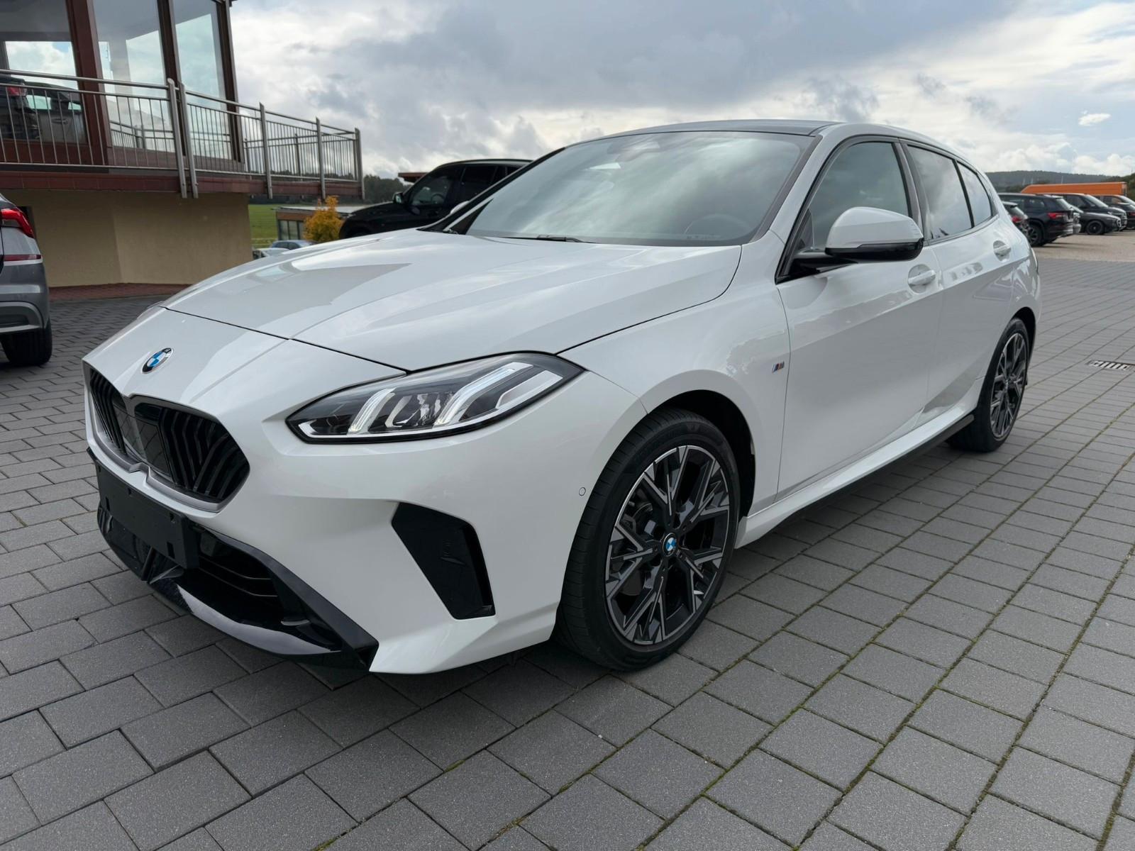 BMW 118 d M Sport DRIVE ASS BEH LENKRAD DACH SCHWARZ