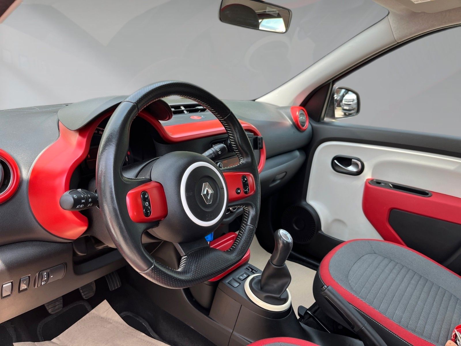 Renault Twingo Dynamique – Bild 11