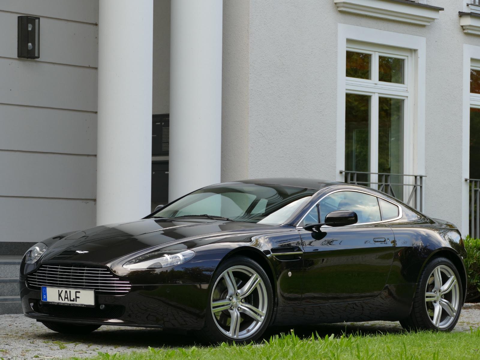 Aston Martin V8 Vantage 4.7L Q Color/Sonderleder/19"Sportpack