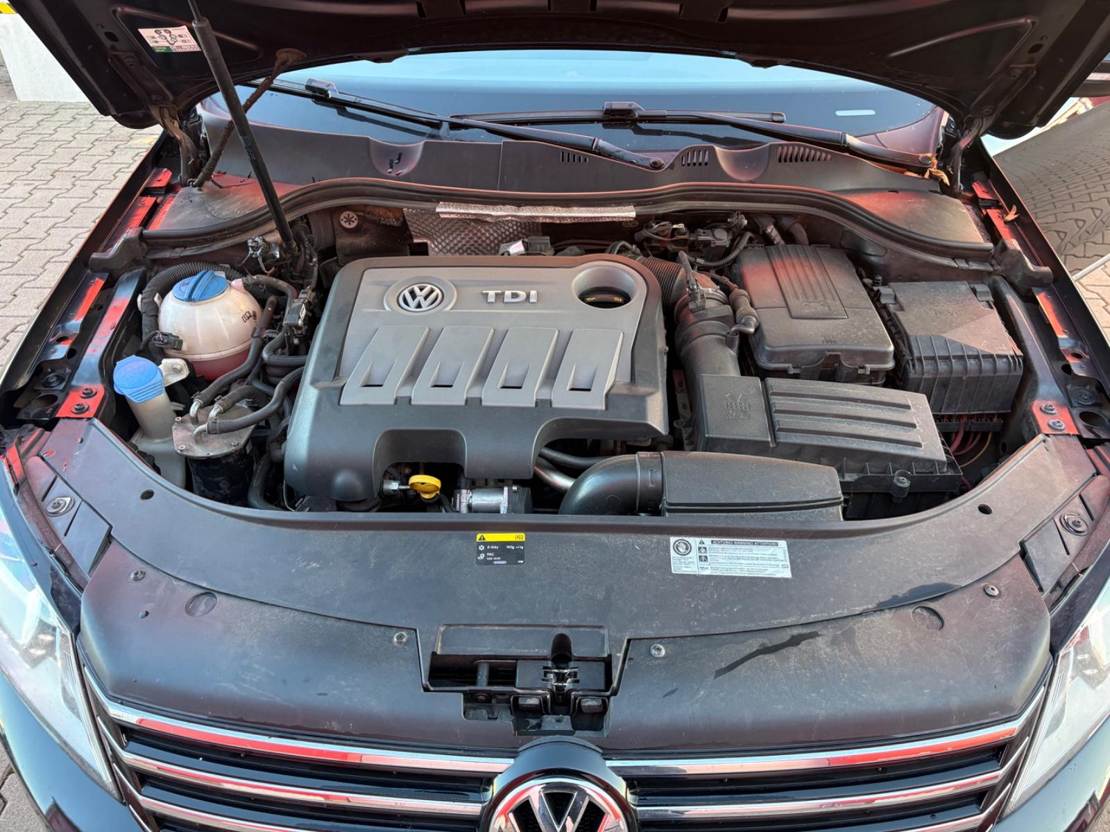 Volkswagen Passat 2014 — photo 19