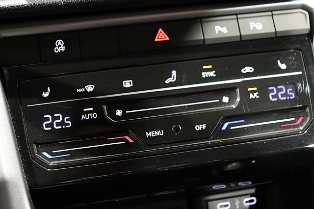 T-Roc 2.0 TDI LIFE FAHRSCHULUMBAU ACC LED AHK BT